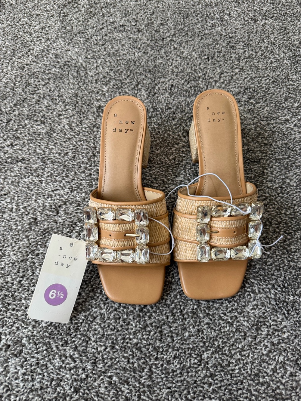 NWT Target Heels - Picture 2 of 5